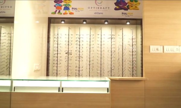 Optical-Store-1-600x360
